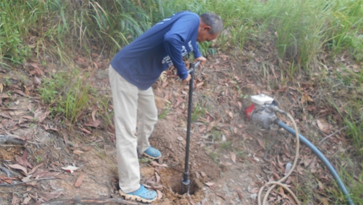 สทภ.11 สำรวจวิเคราะห์คุณภาพดินและวัสดุข้างเคียงของโครงการอนุรักษ์ฟื้นฟูแหล่งน้ำในพื้นที่จังหวัดมุกดาหาร