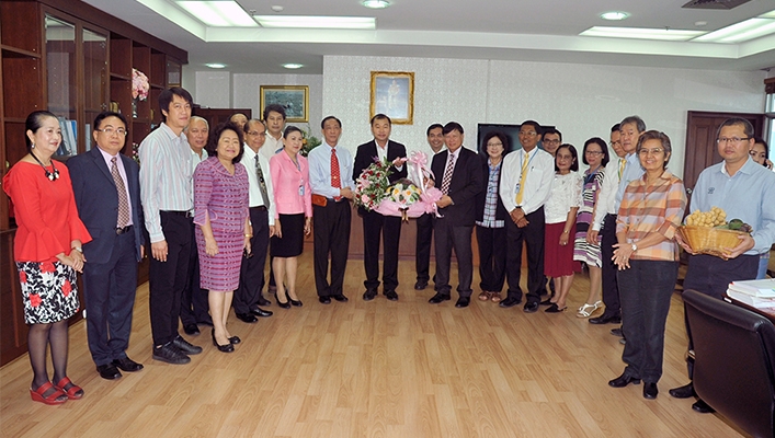 ชาวกรมน้ำร่วมอวยพรวันเกิด อทน.