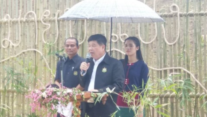 สทภ.1 รัฐมนตรีว่าการกระทรวงทรัพยากรธรรมชาติและสิ่งแวดล้อม ตรวจเยี่ยมการใช้ประโยชน์ในพื้นที่ป่าเพื่อแก้ไขปัญหาที่ดินทำกินของเกษตรกร  ในพื้นที่จังหวัดลำปาง