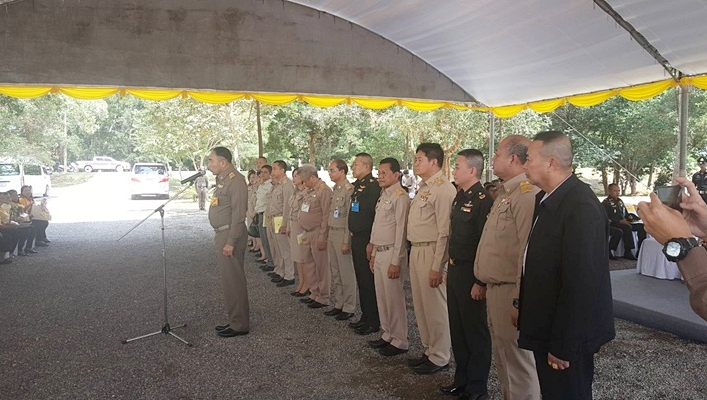 พลเอกกัมปนาท รุดดิษฐ์ องคมนตรี และคณะ ติดตามและขับเคลื่อนโครงการอันเนื่องมาจากพระราชดำริ ในพื้นที่ภาคใต้ เขตพื้นที่จังหวัดพัทลุงและจังหวัดสงขลา