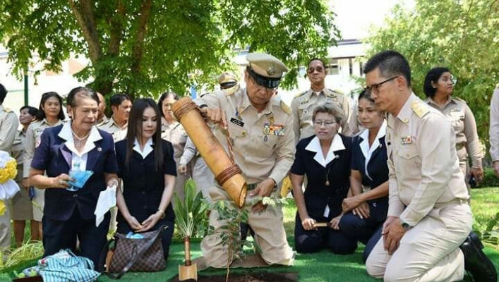 สำนักงานทรัพยากรน้ำภาค 7 ร่วมพิธีปลูกไม้มงคลพระราชทาน โครงการ “1 จังหวัด 1 ถนนเฉลิมพระเกียรติ”