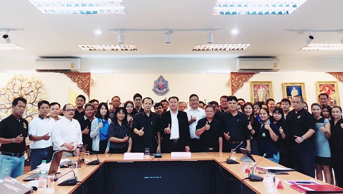 นายมงคล หลักเมือง ผู้อำนวยการศูนย์ป้องกันวิกฤติน้ำ นำทีมลงพื้นที่จัดทำแผนปฏิบัติการป้องกันและบรรเทาภาวะน้ำท่วมและภาวะน้ำแล้งอย่างต่อเนื่อง ณ สำนักงานทรัพยากรน้ำภาค 9 จ.พิษณุโลก