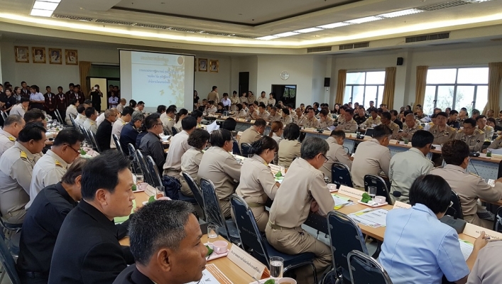 สทภ.7  ร่วมประชุมหัวหน้าส่วนราชการจังหวัดประจวบคีรีขันธ์ วันอังคารที่ 28 พฤษภาคม 2562  ณ ห้องเกาะหลัก ชั้น 5 ศาลากลางจังหวัดประจวบคีรีขันธ์ ดร.พัลลภ สิงหเสนี ผู้ว่าราชการจังหวัดประจวบคีรีขันธ์