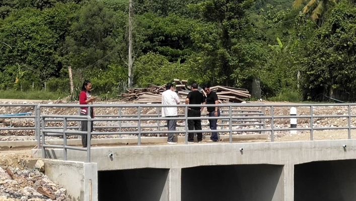 สทภ.7  ลงพื้นที่ตรวจติดตามงานโครงการก่อสร้างฝายน้ำล้นลำห้วยพุกรูด บ้านไทยประจัน ม.5 ต.ยางหัก อ.เมือง จ.ราชบุรี