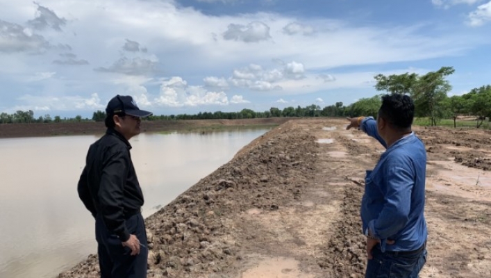 สทภ.2 ตรวจติดตามเร่งรัดผลเบิกจ่ายและผลการดำเนินงานหนองบึงงหมัน ม.10 ต.บางเคียน อ.ชุมแสง จ.นครสวรรค์