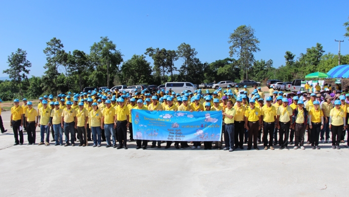 สทภ 1 โดยส่วนบริหารจัดการน้ำ สนับสนุนน้ำดื่มบรรจุขวดและเข้าร่วมปลูกต้นไม้ ในกิจกรรม 1 ปี 1 ต้น ชาวลำปางปลูกป่า โครงการ “รักษ์น้ำ รักษ์ป่า รักแผ่นดิน” จังหวัดลำปาง