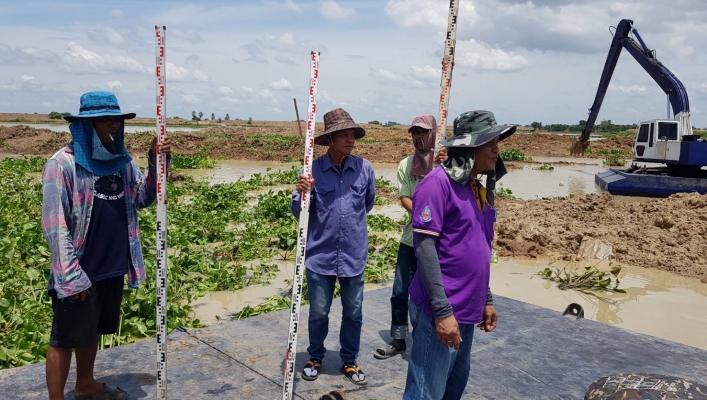 สทภ.2 ตรวจติดตามเร่งรัดผลเบิกจ่ายและผลการดำเนินงานแหล่งน้ำบึงระหารใหญ่ ช่วง 6 ต.แพรกศรีราชา อ.สรรคบุรี จ.ชัยนาท