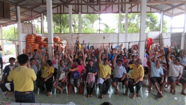 สทภ.๔  จัดโครงการรับฟังความคิดเห็นของประชาชนตามระเบียบสำนักนายกรัฐมนตรีว่าด้วยการรับฟังความคิดเห็นของประชาชน  พ.ศ.๒๕๔๘  (โครงการอนุรักษ์ฟื้นฟูแหล่งน้ำบึงใหญ่)  บ้านสะอาด  หมู่ที่ ๔  ตำบลกุดธาตุ  อำเภอหนองนาคำ จังหวัดขอนแก่น