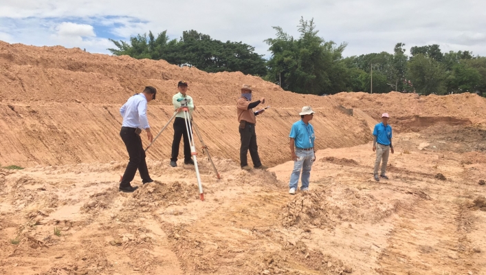 สทภ.4 ลงพื้นที่ตรวจติดตาม เร่งรัดการดำเนินงานโครงการอนุรักษ์ฟื้นฟูหนองใหญ่พร้อมระบบกระจายน้ำด้วยพลังงานแสงอาทิตย์
