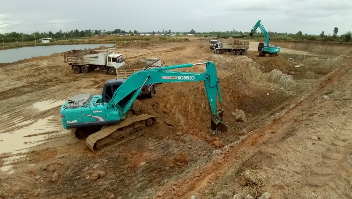 สทภ.2 ตรวจติดตามเร่งรัดผลเบิกจ่ายและผลการดำเนินงานสระเก็บน้ำ สปก.  พร้อมด้วยระบบพลังงานแสงอาทิตย์ ม.6 ต.ระบำ อ.ลานสัก จ.อุทัยธานี