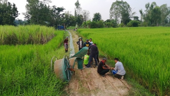 สทภ.3 สูบน้ำช่วยเหลือปัญหาภัยแล้งบ้านกุดดอกคำ จังหวัดอุดรธานี