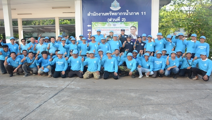 สทภ.11 รองอทน.เข้าตรวจเยี่ยมพร้อมฟังสรุปผลการดำเนินงานของศูนย์ช่วยเหลืออุทกภัยส่วนหน้า