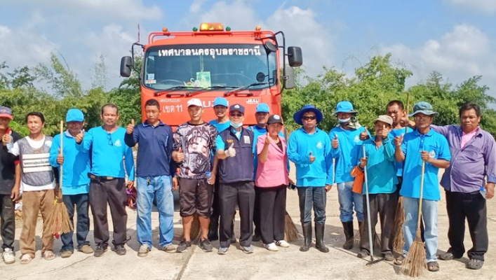 สทภ.5 ทำความสะอาดฟื้นฟูบริเวณพื้นที่ประสบอุทกภัย จังหวัดอุบลราชธานี