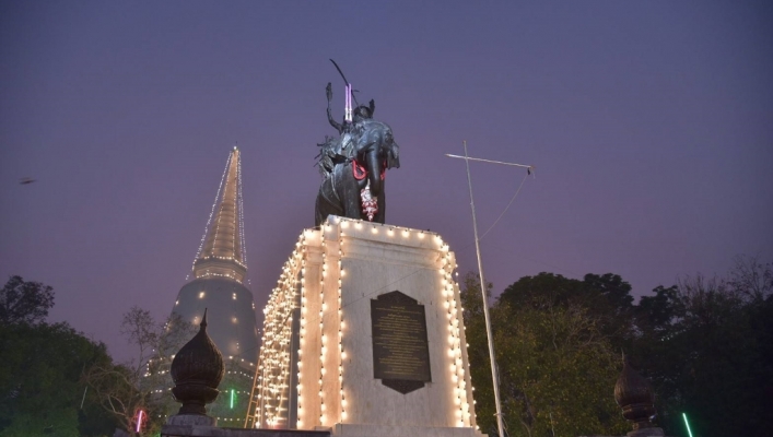 สำนักงานทรัพยากรน้ำภาค 7 ร่วมพิธีบวงสรวงดวงพระวิญญาณสมเด็จพระนเรศวรมหาราช และวางพานพุ่มดอกไม้สด เพื่อถวายราชสักการะสมเด็จพระนเรศวรมหาราช ณ อำเภอดอนเจดีย์ จังหวัดสุพรรณบุรี