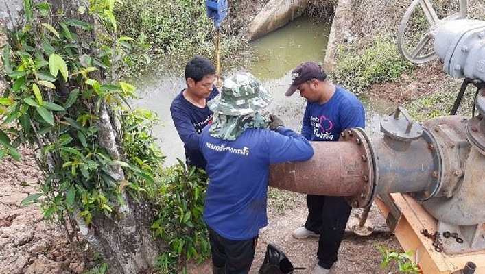 สทภ.10 ช่วยเหลือพื้นที่ประสบภัยแล้งด้านเกษตรกรรมในพื้นที่จังหวัดสุราษฎร์ธานี