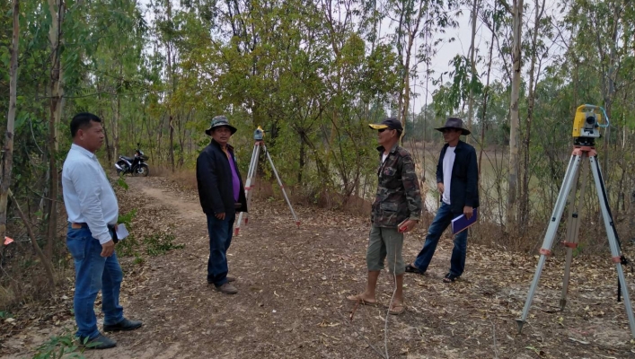 สทภ.11 ทส.ลงพื้นที่สำรวจออกแบบโครงการปรับปรุงฟื้นฟูแหล่งน้ำหนองสาธารณะโนนหนองหิน