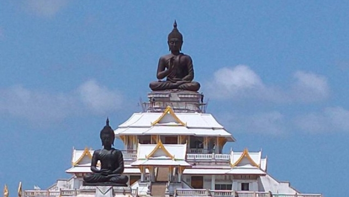 สทภ.8 ร่วมพิธีเจริญพระพุทธมนต์ถวายพระพรชัยมงคล