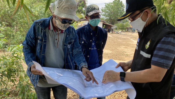 ผอ.สทภ.4 ติดตามผลการดำเนินการก่อสร้างโครงการอนุรักษ์ฟื้นฟูกุดแคนพร้อมระบบกระจายน้ำด้วยพลังงานแสงอาทิตย์
