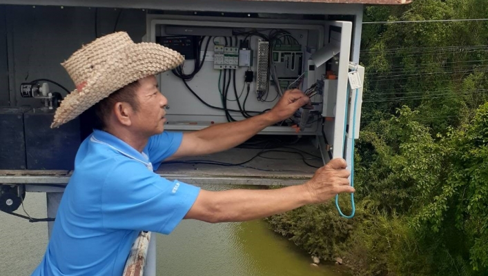 สทภ.9 ส่วนอุทกวิทยาที่ 2 แพร่ ลงพื้นที่ซ่อมบำรุงรักษาสถานีระบบเตือนภัยล่วงหน้า ในพื้นที่จังหวัดแพร่และน่าน