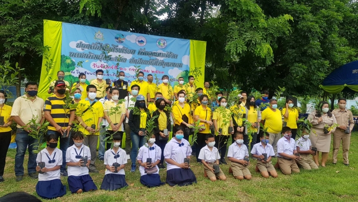 สทภ.2 ปลูกต้นไม้ในโรงเรียน เพื่อคุณภาพชีวิตลดมลพิษฝุ่นละออง ปกป้องภัยให้ลูกหลาน พ.ศ. 2563