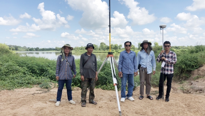 สทภ.11 ทส.ลงพื้นที่ตรวจสอบออกแบบโครงการอนุรักษ์ฟื้นฟูแหล่งน้ำกุดจงอางพร้อมระบบกระจายน้ำ
