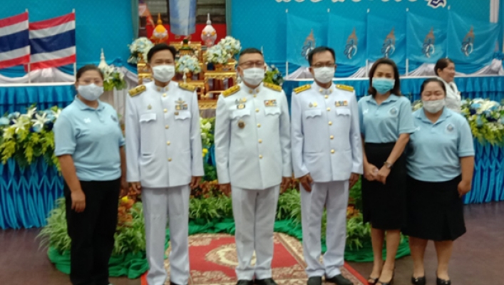 สทภ.๔  ร่วมพิธีลงนามถวายพระพรชัยมงคล เฉลิมพระเกียรติสมเด็จพระนางเจ้าสิริกิติ์ พระบรมราชินีนาถ พระบรมราชชนนีพันปีหลวงเนื่องในโอกาสวันเฉลิมพระชนมพรรษา ๑๒ สิงหาคม ๒๕๖๓