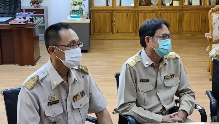 ผอ.สทภ.2 เข้ารับฟังนโยบายของผู้ว่าราชการจังหวัดชัยนาท (นายสมบูรณ์ ศิริเวช)