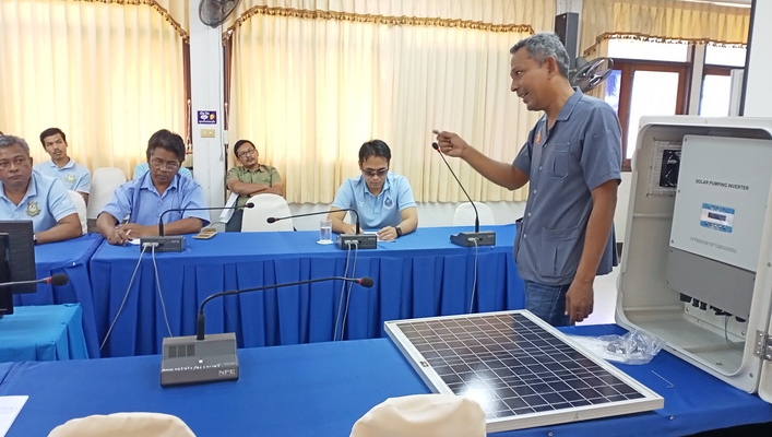 สทภ.10 รับฟังการบรรยายความรู้ความเข้าใจระบบพลังงานแสงอาทิตย์