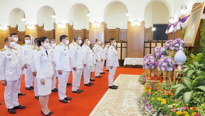 รมว.ทส. นำคณะผู้บริหารกระทรวงฯ ลงนามถวายพระพร เนื่องในวันคล้ายวันพระราชสมภพ สมเด็จพระกนิษฐาธิราชเจ้า กรมสมเด็จพระเทพรัตนราชสุดาฯ สยามบรมราชกุมารี