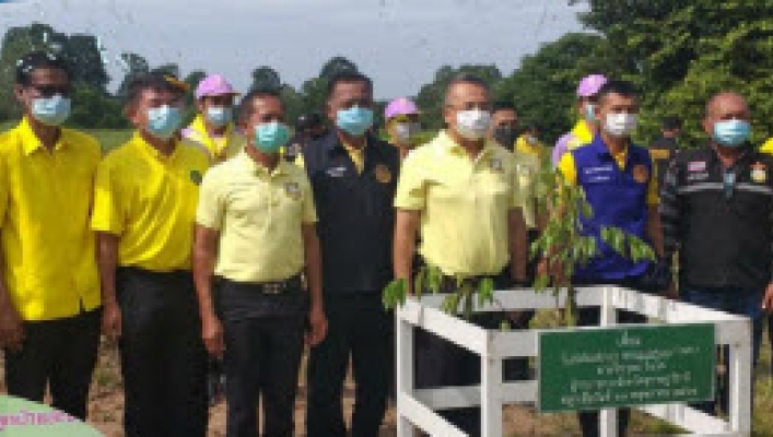 สทภ.10 ร่วมกิจกรรมปลูกต้นไม้ตามโครงการปลูกป่าและป้องกันไฟป่าจังหวัดสุราษฎร์ธานี