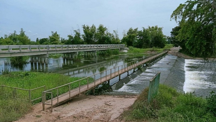 สทภ.4 ลงพื้นที่สำรวจธรณีฟิสิกส์โดยวิธีวัดแรงต้านทานไฟฟ้าจำเพาะ (Resistivity Survey)  เพื่อสนับสนุนการออกแบบโครงการเชื่อมโยงแหล่งน้ำและกระจายน้ำห้วยคันฉู – หนองผือ จังหวัดชัยภูมิ