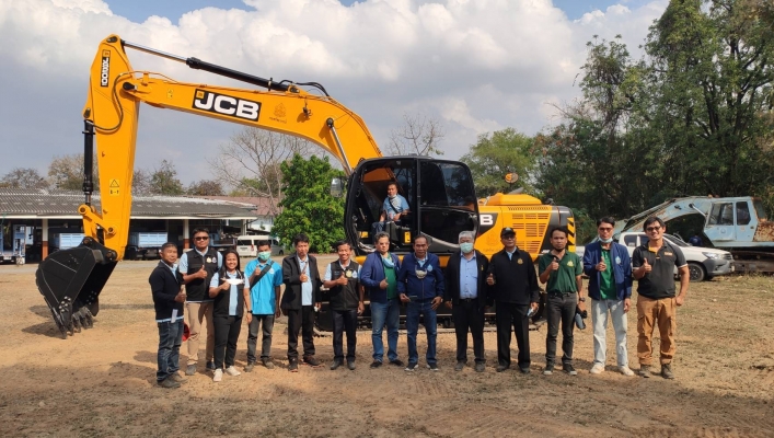 ทส. ทน. สทภ.11 ร่วมฝึกอบรมการใช้งาน และการบำรุงรักษารถขุดตักไฮโดรลิก (Excavator) 150 แรงม้า