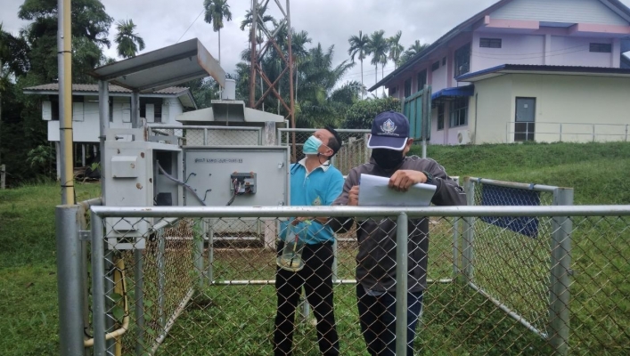 สทภ.7 ลงพื้นที่ตรวจสอบ ซ่อมแซม และบำรุงรักษาสถานีเตือนภัยล่วงหน้า (Early  Warning) น้ำท่วมฉับพลัน - ดินถล่ม
