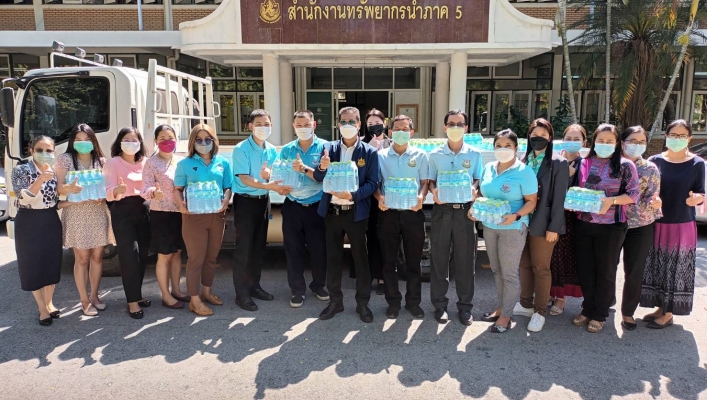 สทภ.5 ร่วมสนับสนุนน้ำดื่ม 