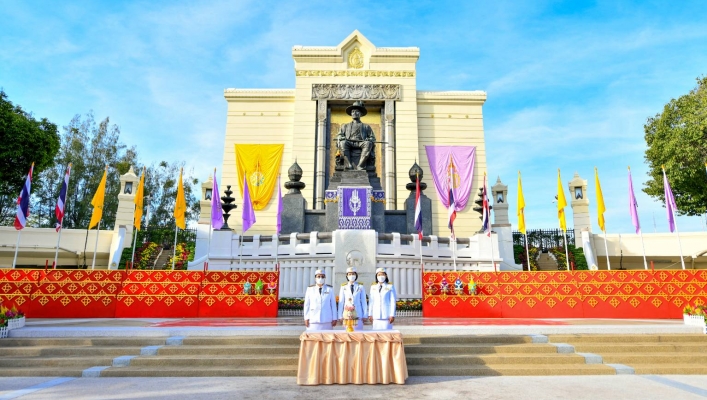 “วันจักรี” กรมทรัพยากรน้ำน้อมรำลึกในพระมหากรุณาธิคุณ พระบาทสมเด็จพระพุทธยอดฟ้าจุฬาโลกมหาราช