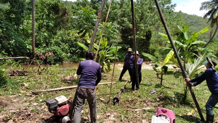 สทภ.7 เจาะสำรวจชั้นดิน เพื่อเป็นข้อมูลประกอบการออกแบบโครงการอนุรักษ์ฟื้นฟูลำห้วยกะพร้อย