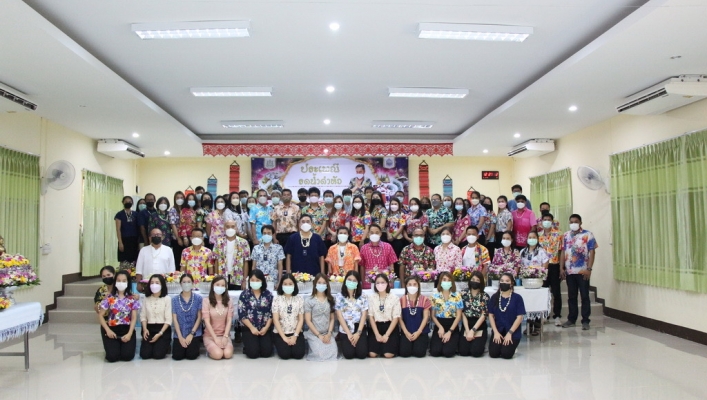 สทภ.1 จัดพิธีรดน้ำดำหัว ร่วมสืบสานวัฒนธรรมประเพณีเทศกาลสงกรานต์ 2565