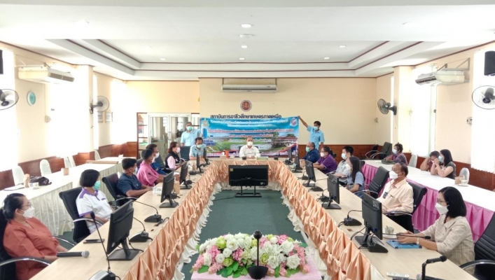 สทภ.1 โดยส่วนประสานและบริหารจัดการลุ่มน้ำปิงตอนล่าง จัดโครงการประชุมเชิงปฏิบัติการเพื่อรับฟังความคิดเห็นของประชาชน พ.ศ.2548 โครงการก่อสร้างระบบกระจายน้ำด้วยพลังงานแสงอาทิตย์สนับสนุนน้ำอุปโภค-บริโภค และการเกษตร สถาบันการอาชีวศึกษาเกษตรภาคเหนือ จังหวัดตาก