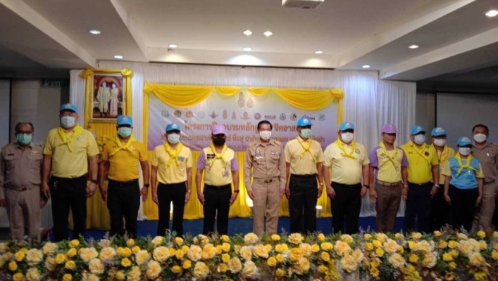 สทภ.1 โดยส่วนประสานและบริหารจัดการลุ่มน้ำปิงตอนล่าง เข้าร่วมในพิธีเปิดโครงการฝึกอบรมหลักสูตร “จิตอาสา” ตามโครงการปลูกป่าเพื่ออนุรักษ์ ฟื้นฟู ป่าต้นน้ำ ป่าชายเลน และป้องกันไฟป่า รุ่นที่ 6