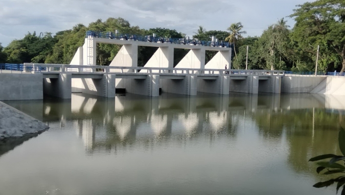 สทภ.1 ลงพื้นที่ติดตามโครงการซ่อมปรับปรุงฝายน้ำล้นโฮ่งหลวง จังหวัดลำพูน
