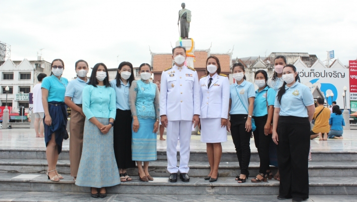 สทภ.5 เข้าร่วมกิจกรรมทำบุญตักบาตรพระสงฆ์ 91 รูป เนื่องในโอกาสวันเฉลิมพระชนมพรรษา สมเด็จพระนางเจ้าสิริกิติ์ พระบรมราชินีนาถ พระบรมราชชนนีพันปีหลวง