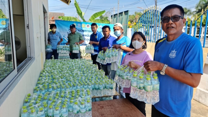 ทส. ทน. สทภ. 11 ร่วมบรรจุน้ำดื่มสะอาดบรรจุขวด ณ สำนังงานบาดาล เขต 11