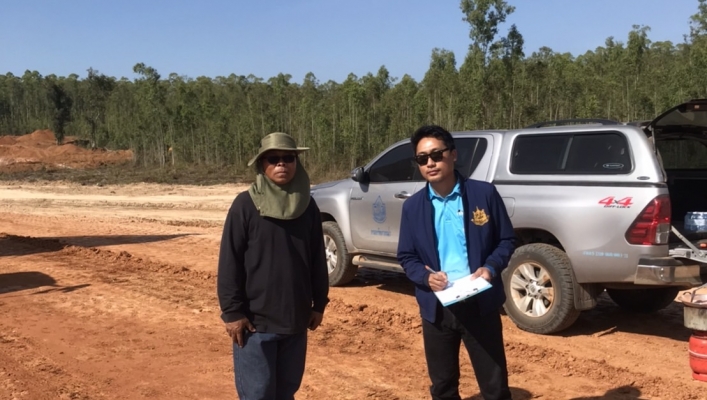 สทน.5 ทดสอบความแน่นของดินในสนามโครงการอนุรักษ์ฟื้นฟูลำนางรองเขตรักษาพันธุ์สัตว์ป่าดงใหญ่ (สะพานหิน) อ.โนนดินแดง จ.บุรีรัมย์
