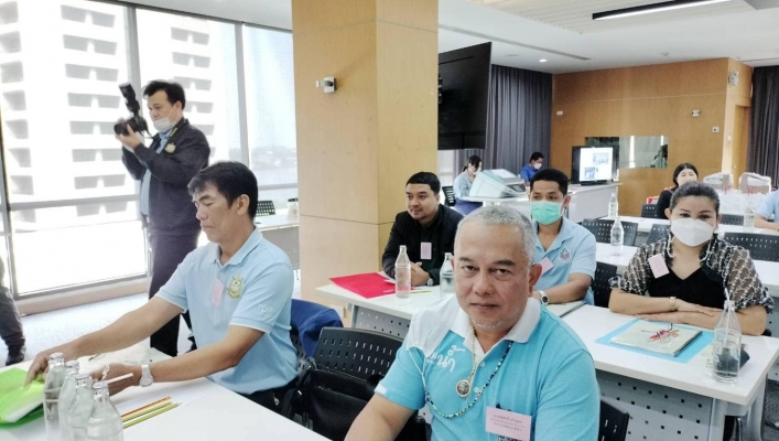 สทน.8 โดยส่วนอุทกวิทยาที่ 1 สงขลา เข้าร่วมฝึกอบรมการใช้งานและการบำรุงรักษาเครื่องวัดคุณภาพน้ำชนิดหัวรวมในภาคสนาม