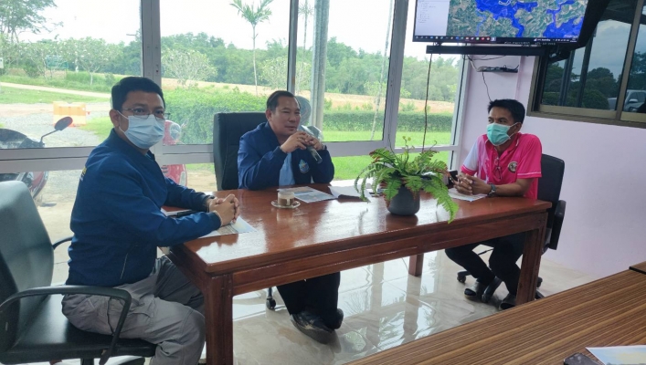 ผอ.สทน.6 เข้าร่วมประชุมรับฟังความคิดเห็นผู้ได้รับผลกระทบจากปัญหาน้ำท่วมพื้นที่เกษตรกรรมและขอพร่องน้ำระบายลงพื้นที่ โครงการอนุรักษ์ฟื้นฟูแหล่งน้ำหนองหวีด-คลองทรายขาว-แก้มลิงคุ้งกะปาว