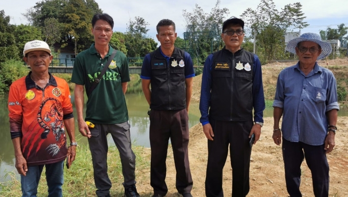 สทน.6 เข้าตรวจพื้นที่เตรียมการช่วยเหลือไม้ผลที่มีมูลค่าทางเศรษฐกิจ ณ บริเวณฝายน้ำล้นคลองทัพนคร (ทุ่งผี) หมู่ที่ 6 ตำบลปัถวี อำเภอมะขาม จังหวัดจันทบุรี