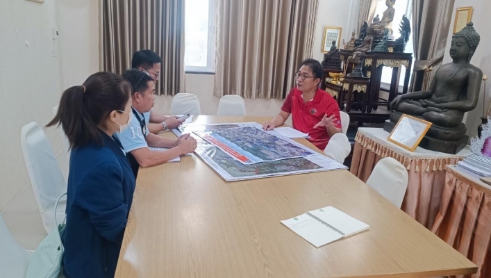 สทน.1 สอน.4 เชียงราย ลงพื้นที่อำเภอแม่สรวย จังหวัดเชียงราย เพื่อขับเคลื่อน “การอนุรักษ์ ฟื้นฟูระบบนิเวศ และป้องกันการชะล้างพังทลายของดินแบบบูรณาการ ภายใต้แผนแม่บทการบริหารจัดการทรัพยากรน้ำ 20 ปี”  ( MOU “ดิน น้ำ ป่า” )