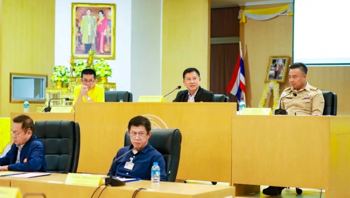 กรมทรัพยากรน้ำ บูรณาการร่วมหน่วยงานรัฐ ท้องถิ่น และประชาชนลงพื้นที่จังหวัดชุมพร ช่วยบรรเทาภัยแล้งจากปรากฎการณ์เอลนิญโญ