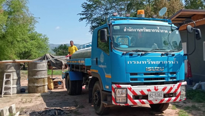 วันที่ 20 พฤษภาคม 2567 สทน.9 สนับสนุนรถบรรทุกน้ำ ขนาด 6,000 ลิตร จำนวน 1 คัน ให้กับองค์การบริหารส่วนตำบลบ้านฝาย อำเภอน้ำปาด จังหวัดอุตรดิตถ์