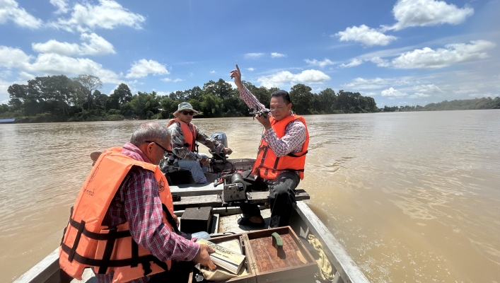 ทส. ทน. สทน.11 ส่วนอุทกวิทยา ตรวจวัดปริมาณน้ำ และตะกอนแม่น้ำมูล สถานีใต้แก่งสะพือ อำเภอพิบูลมังสาหาร จังหวัดอุบลราชธานี
